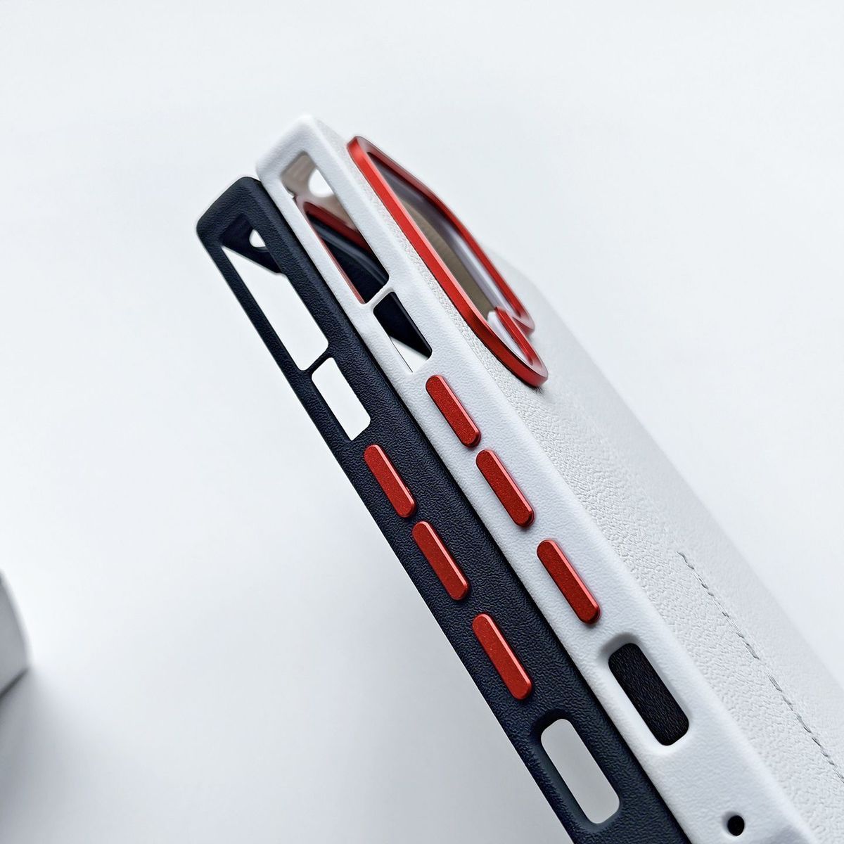 Capa de Luxo em Couro PU para  - Phone Accessories Red avaliação e preço